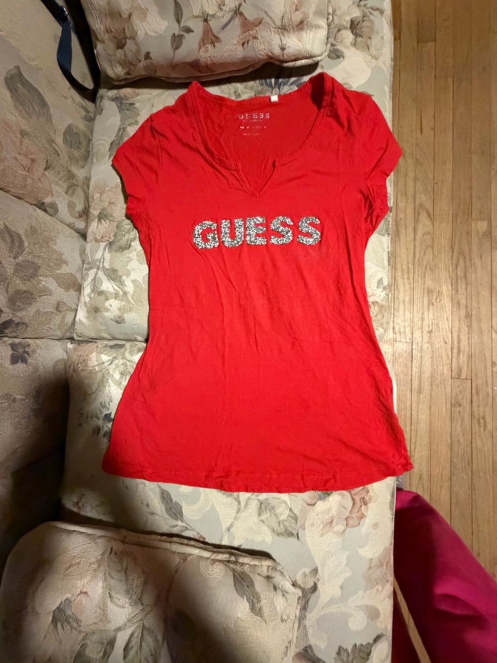 GUESS Red Short-Sleeve V-Neck Crystal Logo Tee